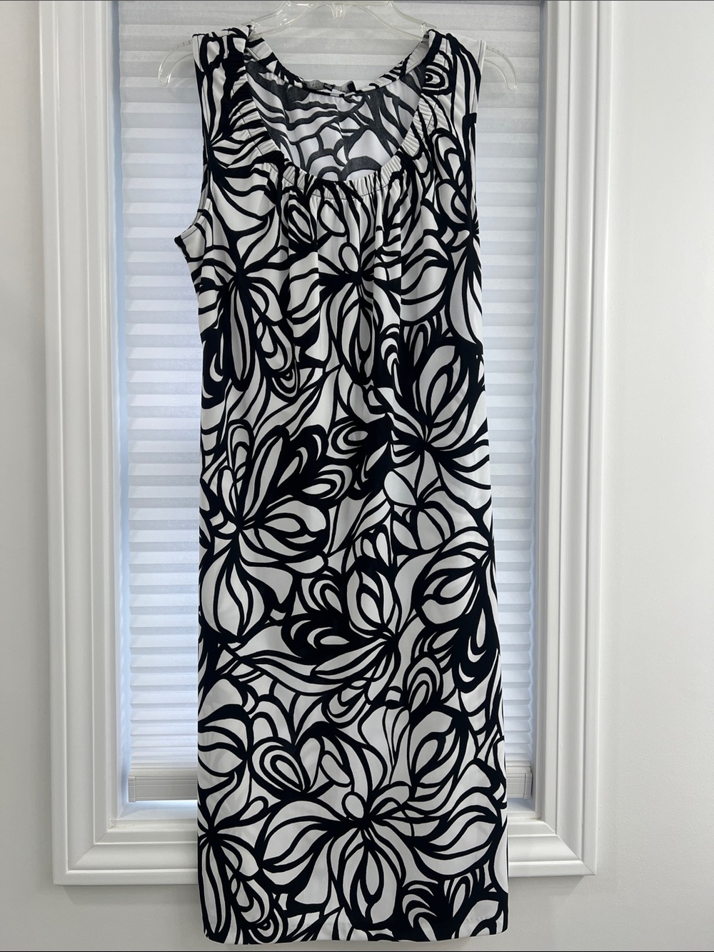 Jones New York Black & White Floral-Print Midi Dress